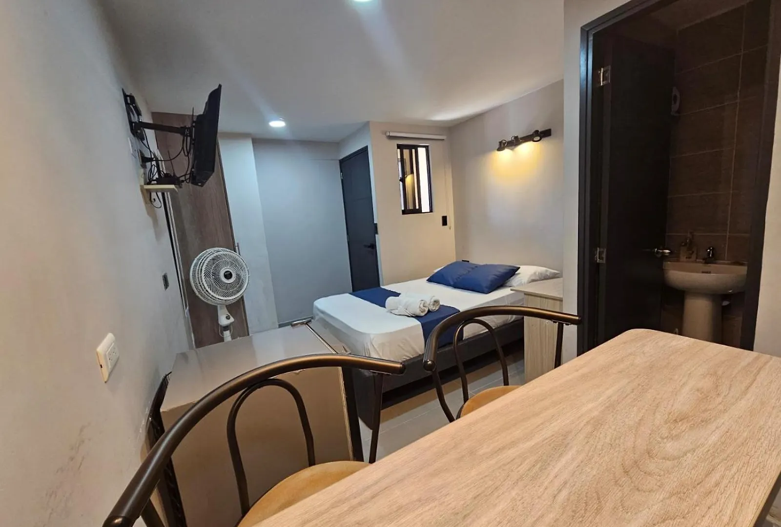 Andaliving Campo Valdes Estudio Apartment Medellin